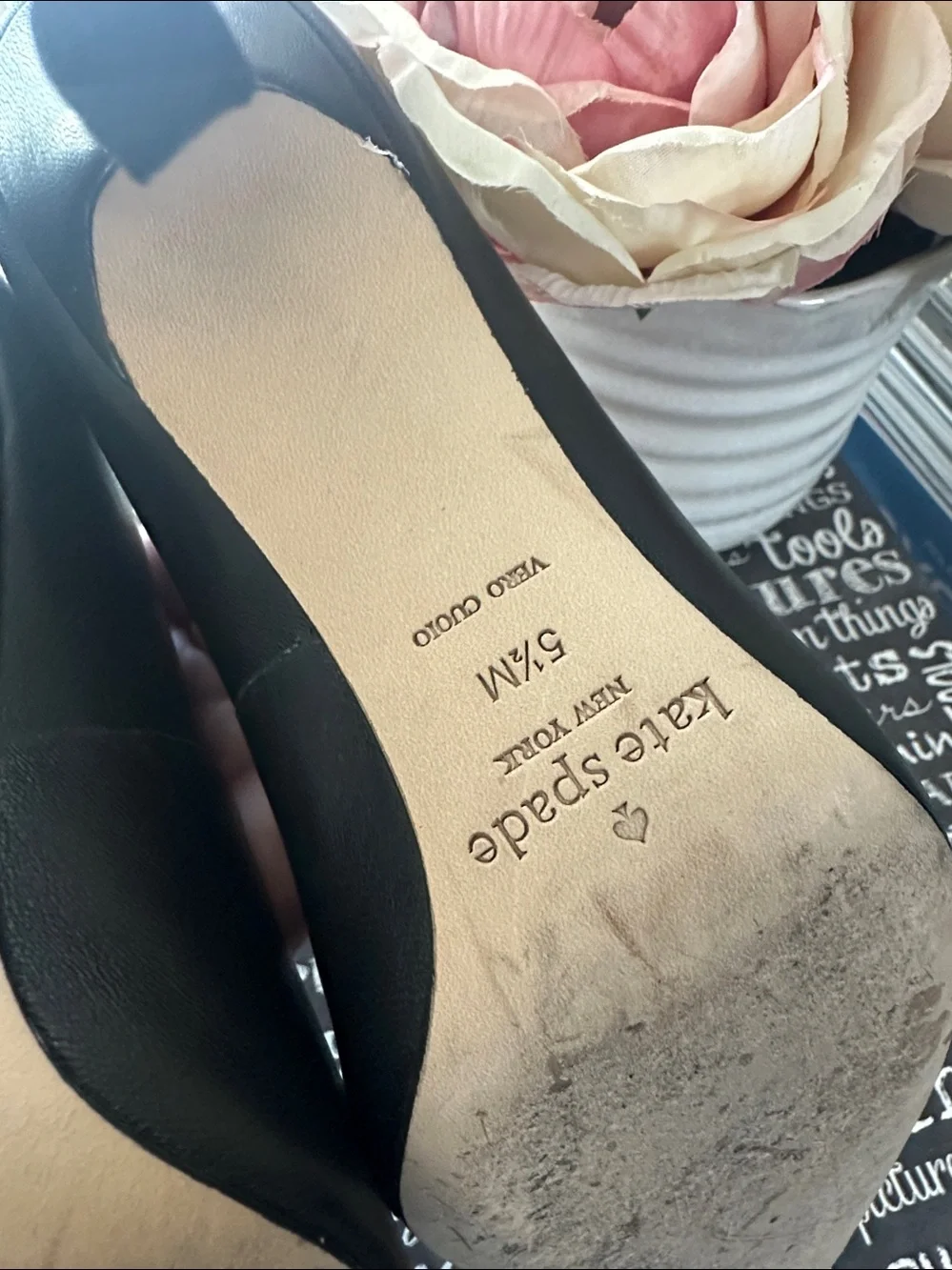 Kate Spade Vivian black leather pumps size 5.5